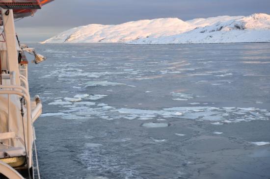 La mer de Barents commence à geler