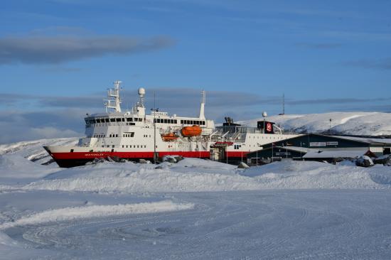 Le MS Vesterålen à quai à Kirkenes