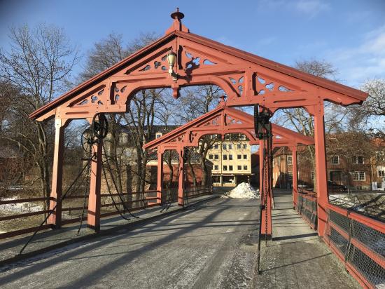 Le Gamle Bybro.., le vieux pont