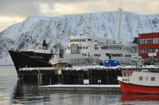 381 Le MS Lofoten à quai à Honningsvåg